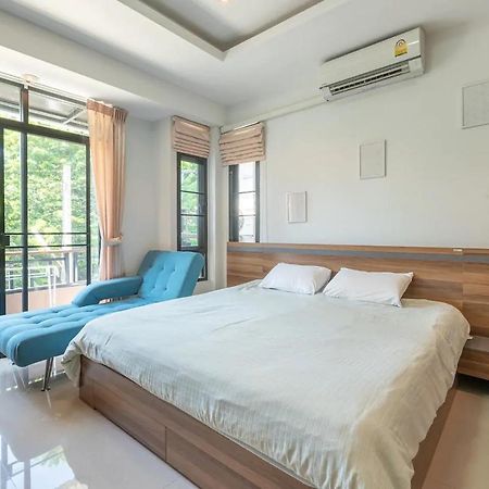 Loft Style Townhouse Near Old City Чиангмай Экстерьер фото